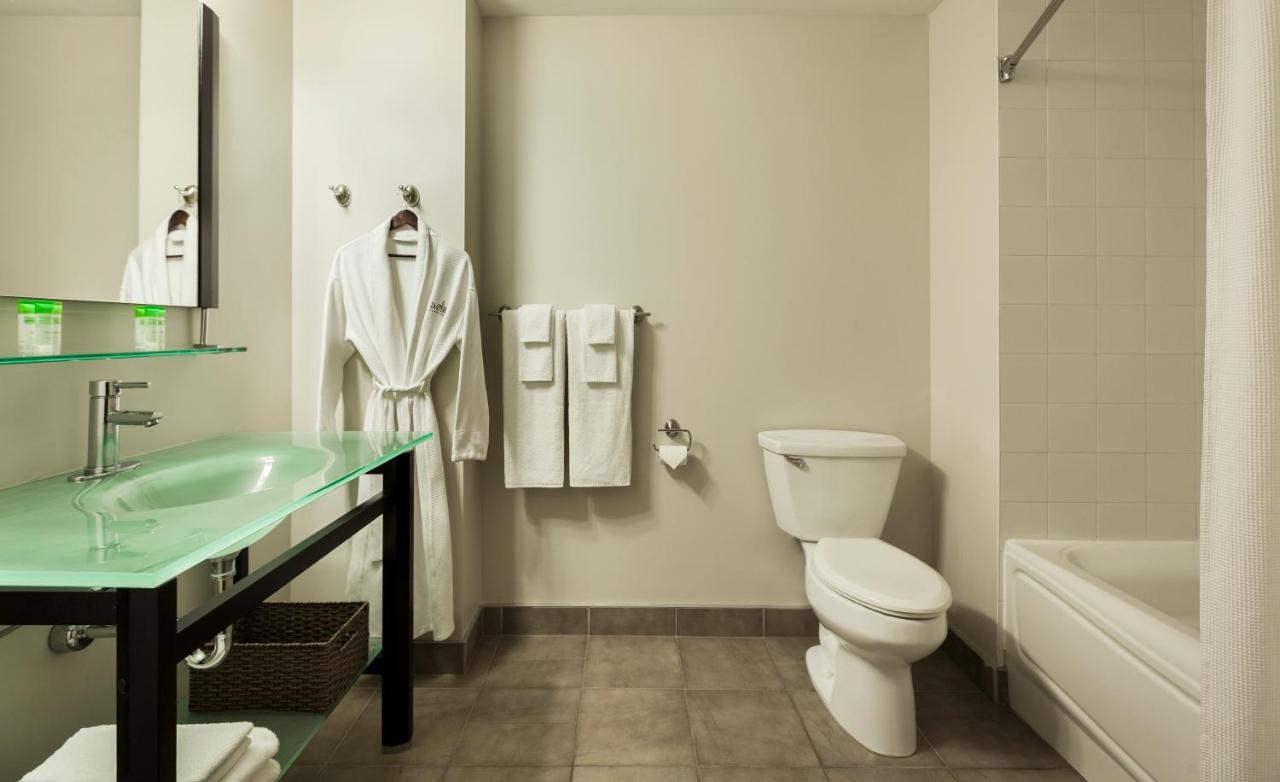 Imperia Hotel Et Suites Terrebonne Kültér fotó