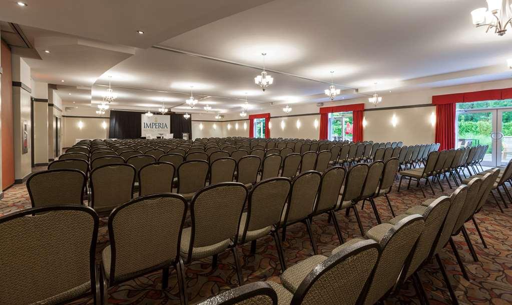 Imperia Hotel Et Suites Terrebonne Létesítmények fotó