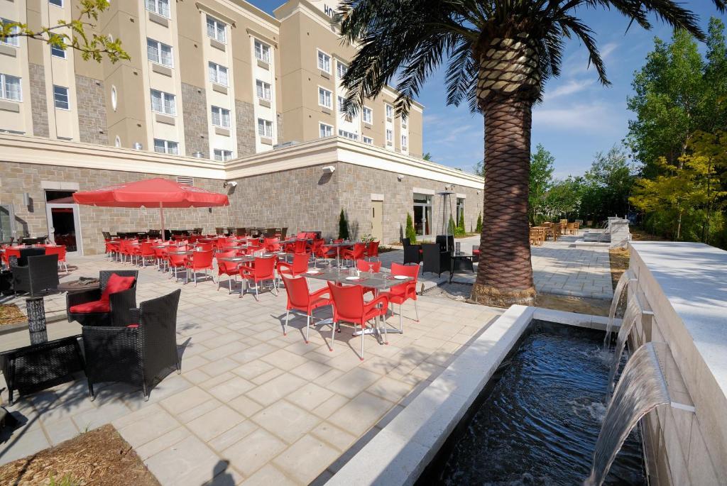 Imperia Hotel Et Suites Terrebonne Kültér fotó