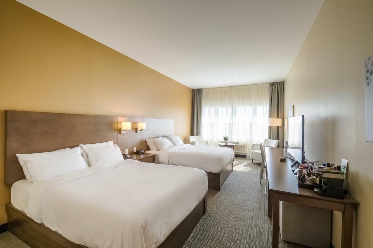Imperia Hotel Et Suites Terrebonne Kültér fotó