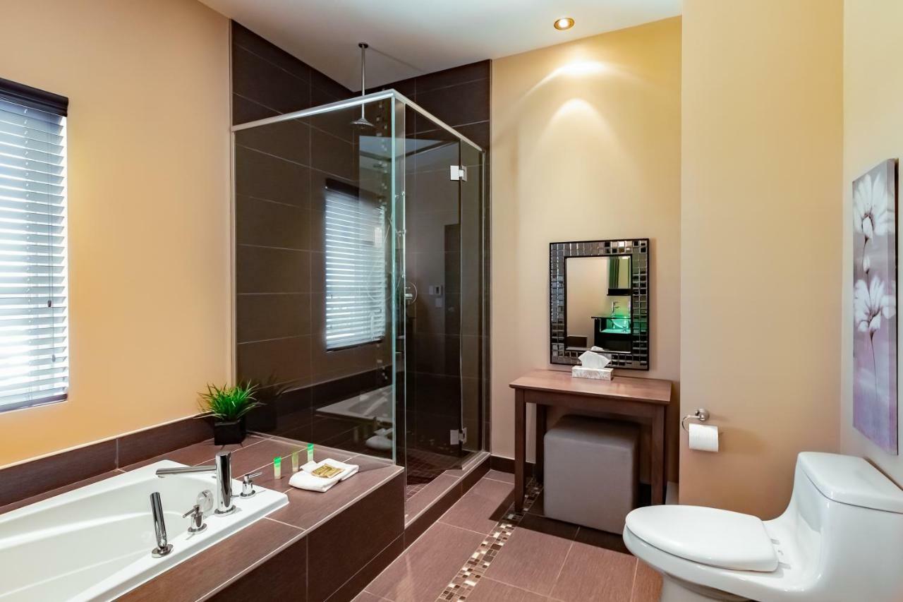 Imperia Hotel Et Suites Terrebonne Kültér fotó